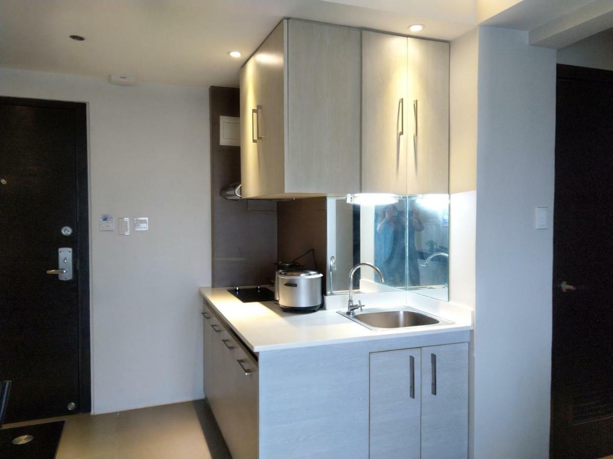 2 Bedroom Portovita Tower 12-A Manila Exterior foto